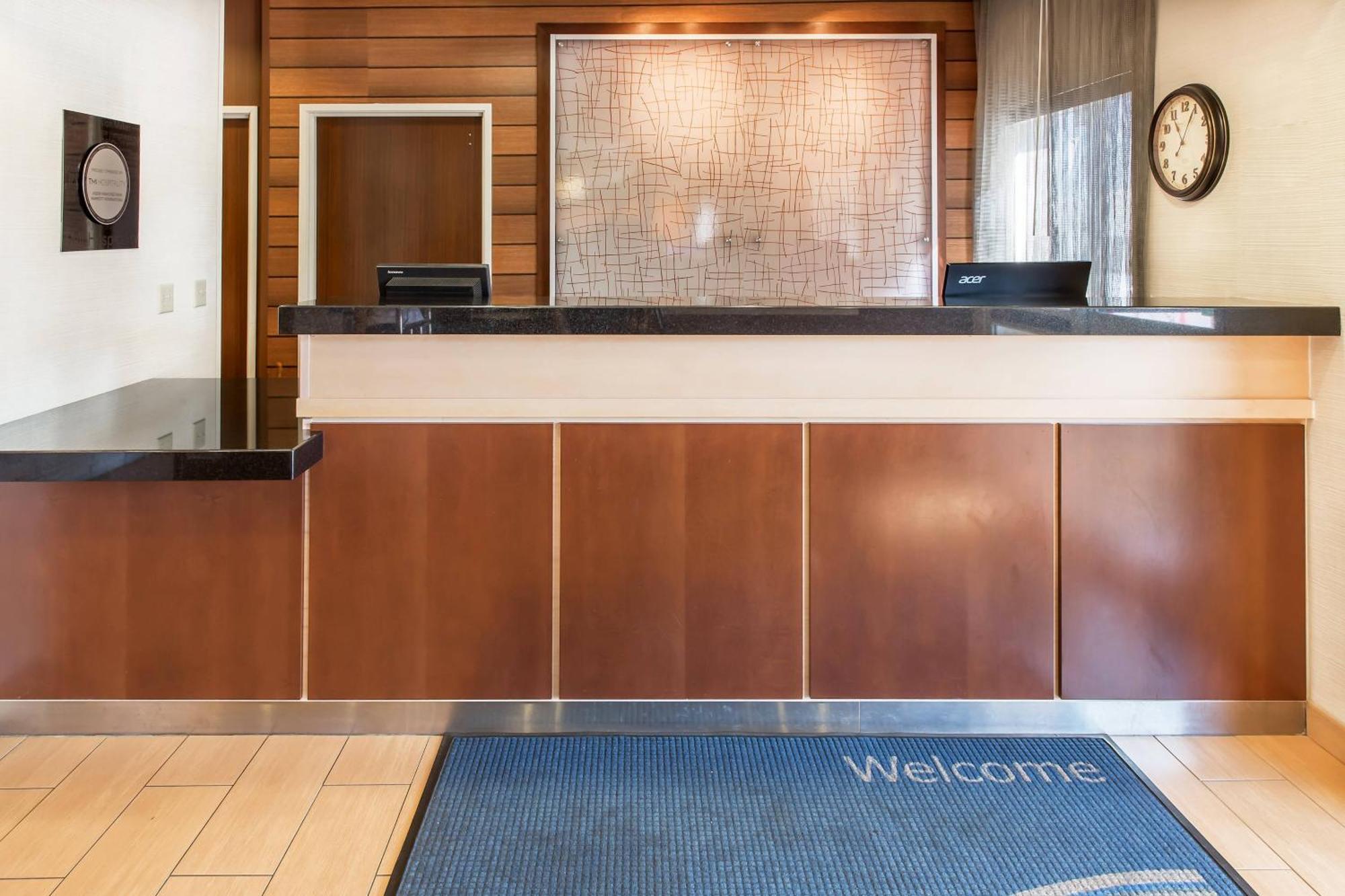 Fairfield Inn & Suites Су-Фолс Экстерьер фото